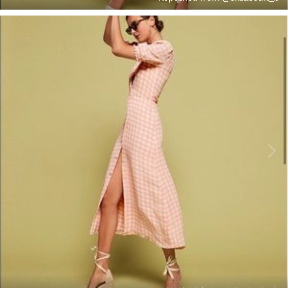 ISO !!! REFORMATION Joanie Bridgette dress in SMALL